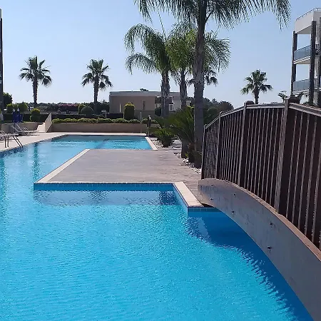 Luxe Penthouse Met Dakterras Apartment Side